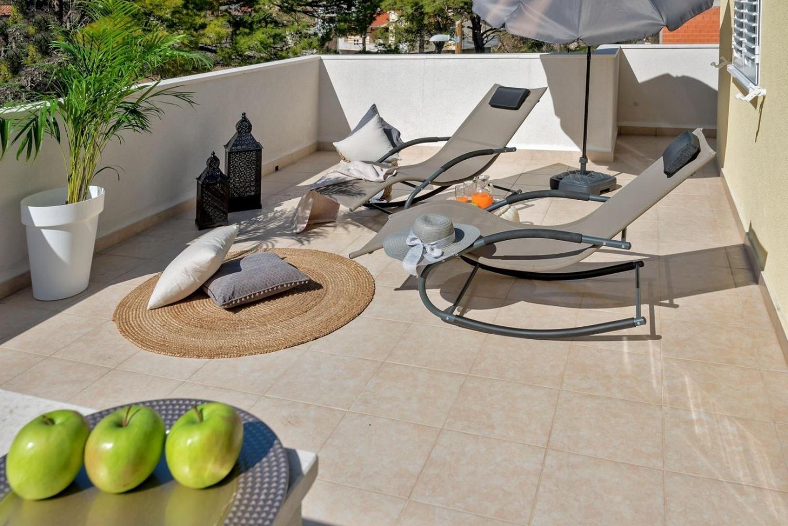 Luxury Villa Lelu With Heated Saltwater Pool, Parking, High Speed Internet, Bbq, Zrnovnica ภายนอก รูปภาพ