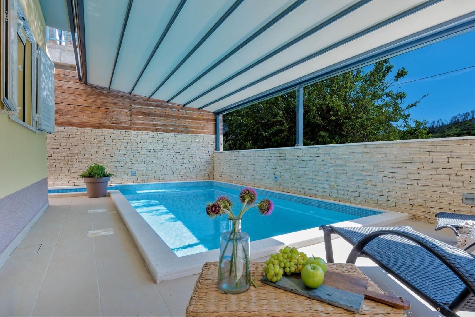 Luxury Villa Lelu With Heated Saltwater Pool, Parking, High Speed Internet, Bbq, Zrnovnica ภายนอก รูปภาพ